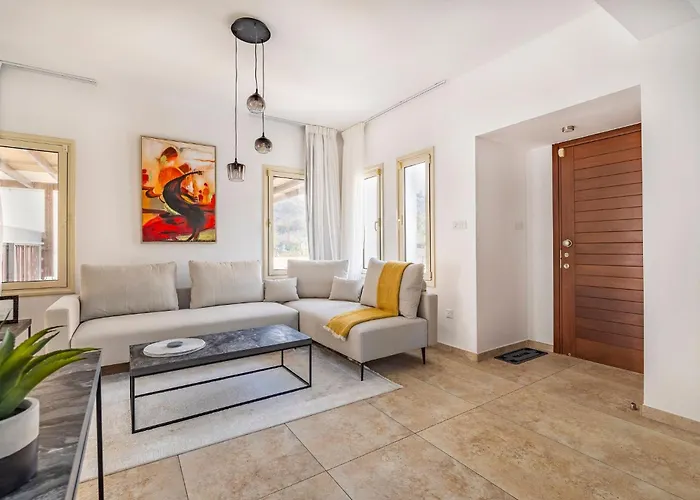 Agios Tychon Luxury With Private Pool * Lemesos