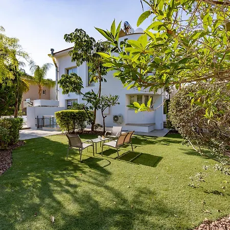 Agios Tychon Luxury With Private Pool Вилла